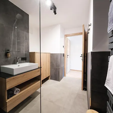 Daweil Mountain Living Apartment